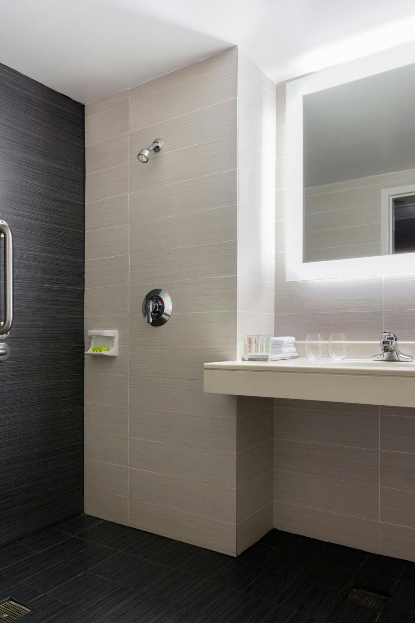 Le Meridien Charlotte Ngoại thất bức ảnh
